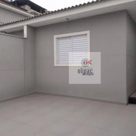 Buy this 2 bed house on Rua Walter Pinto in Cocaia, Guarulhos - SP