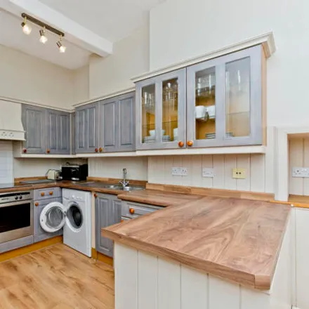Image 5 - 47 Dundee Terrace, City of Edinburgh, EH11 1DH, United Kingdom - Apartment for sale