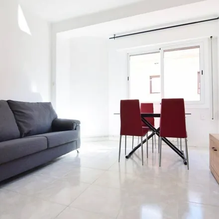 Image 4 - Carrer de la Marina, 359, 08025 Barcelona, Spain - Apartment for rent