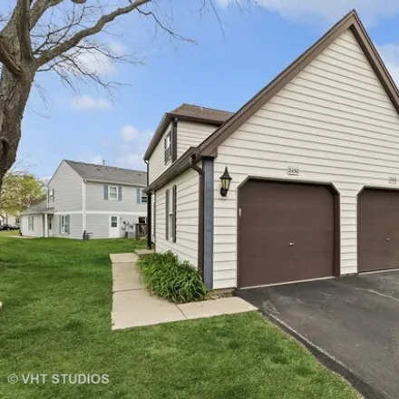 Buy this 2 bed house on 2400 Devonshire Court in Aurora, IL 60502