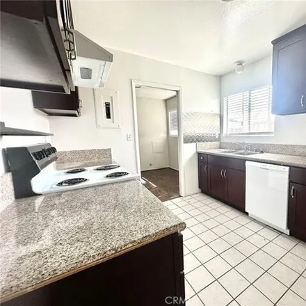 Image 2 - 3454 Towne Center Dr, California, 91750 - Apartment for rent