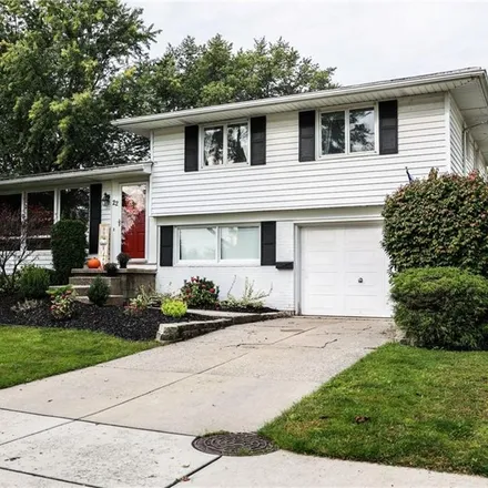 Buy this 3 bed house on 22 Westwood Drive in Green Acres Valley, Tonawanda