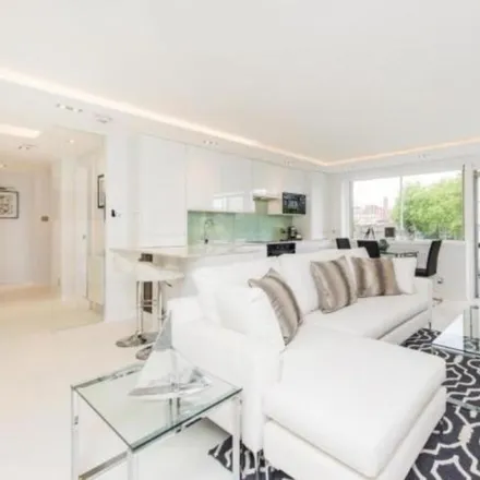 Rent this 2 bed apartment on 1 Cambridge Square in London, W2 2PS