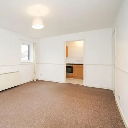 Image 3 - Broom Green, Devonshire, Sheffield, S3 7XF, United Kingdom - Apartment for rent