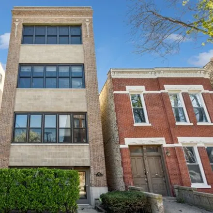 Buy this 3 bed condo on 2011 West Wabansia Avenue in Chicago, IL 60647