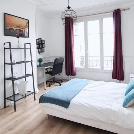 Rent this 3 bed apartment on 1 Cité de la Chapelle in 75018 Paris, France