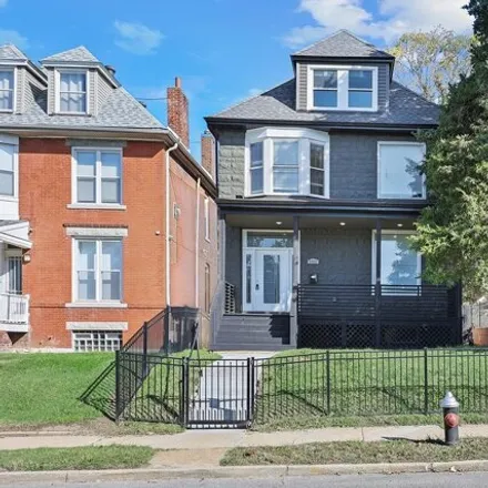Buy this 4 bed house on 5603 Vernon Avenue in St. Louis, MO 63112