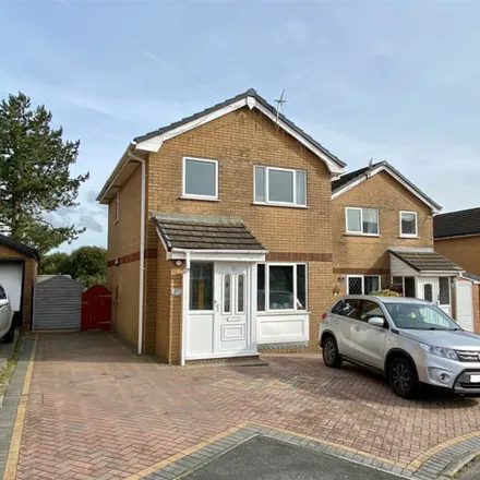 Buy this 3 bed house on Woodlands Road in Chapel-en-le-Frith, SK23 0XR