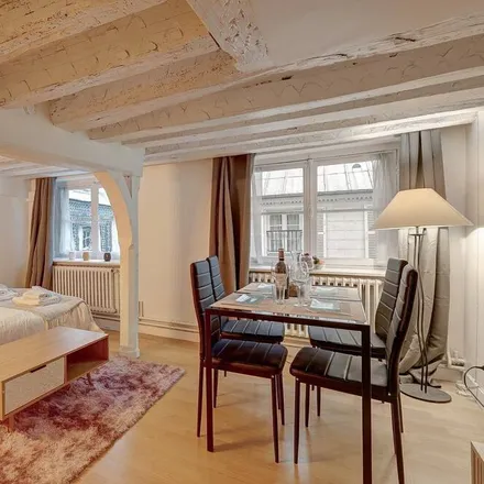 Image 1 - Le Pasteur, Rue de Vaugirard, 75015 Paris, France - Apartment for rent