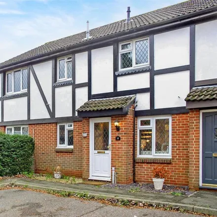 Rent this 2 bed townhouse on Telford Drive in Walton-on-Thames, KT12 2YG