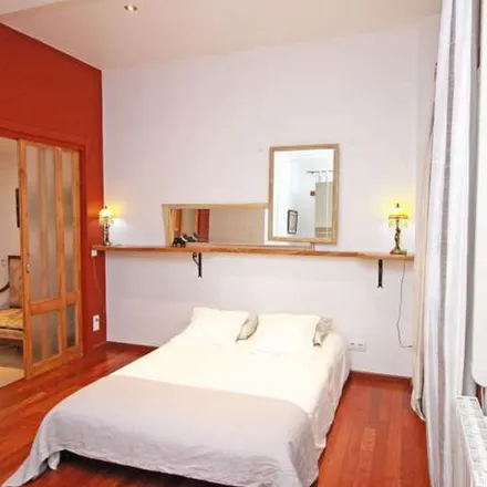 Rent this 2 bed apartment on Carrer de la Princesa in 08001 Barcelona, Spain