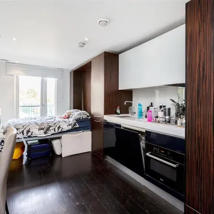 Image 1 - Moore House, 2 Gatliff Road, London, SW1W 8BE, United Kingdom - Apartment for rent
