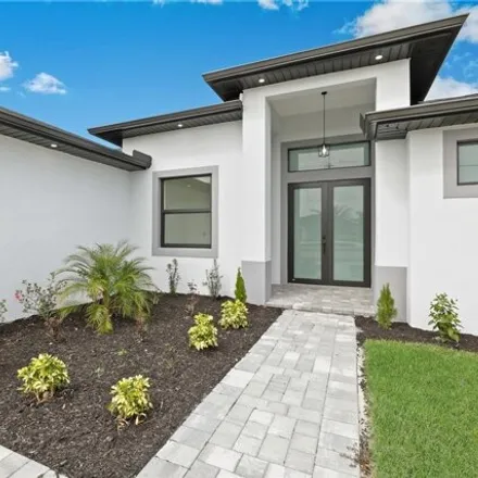 Image 4 - 984 Embers Parkway, Cape Coral, FL 33993, USA - House for sale
