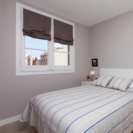 Rent this 2 bed apartment on Carrer de Còrsega in 591, 08037 Barcelona