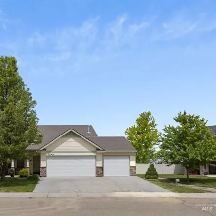 Buy this 3 bed house on 11924 Goldfinch Way in Caldwell, ID 83605