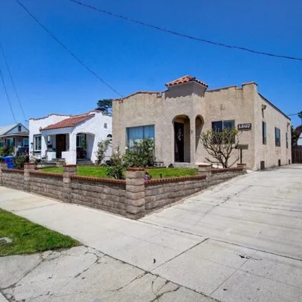 Buy this 3 bed house on 1255 West Q Street in Los Angeles, CA 90744