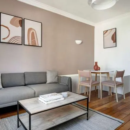 Rent this 1 bed apartment on 13 Avenue Hoche in 75008 Paris, France