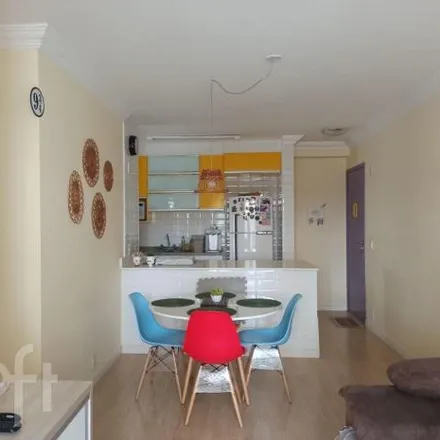 Buy this 3 bed apartment on Rua Goncalo de Cunha 43 in Chácara Inglesa, São Paulo - SP