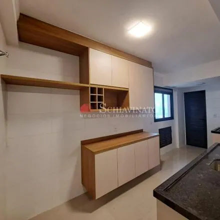 Rent this 3 bed apartment on Rua Benjamin Constant in Paulista, Piracicaba - SP