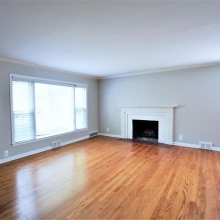 Image 5 - 837 Harcourt Road, Grosse Pointe Park, MI 48230, USA - House for rent