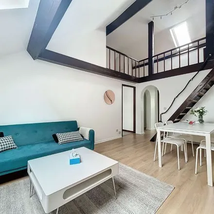 Rent this 1 bed apartment on Rue du Président - Voorzittersstraat 68 in 1050 Ixelles - Elsene, Belgium
