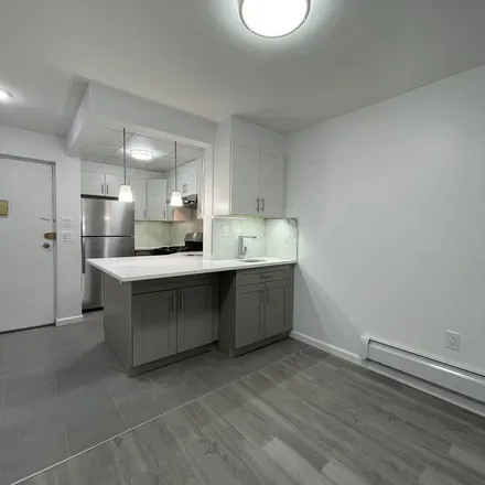 Image 3 - 133-37 41st Road, New York, NY 11355, USA - Apartment for rent