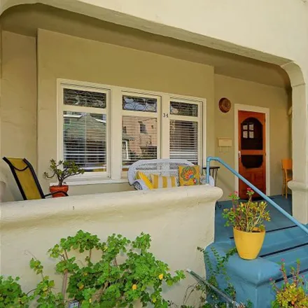 Rent this 3 bed townhouse on 2 Sunset Court in Los Angeles, CA 90291