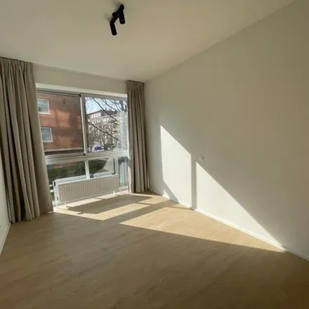 Rent this 3 bed apartment on Place Fernand Cocq - Fernand Cocqplein in 1050 Ixelles - Elsene, Belgium
