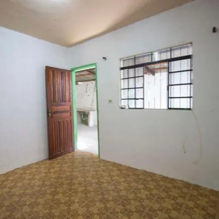 Buy this 2 bed house on Rua Maranhão in Vila Marajó, Várzea Paulista - SP