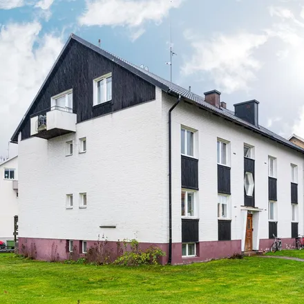 Rent this 3 bed apartment on Espingsgatan in 571 31 Nässjö, Sweden
