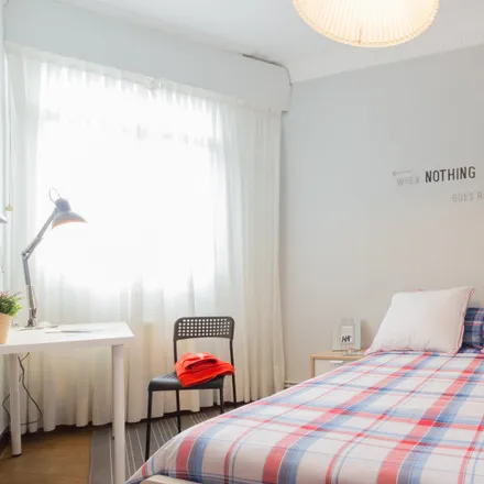 Rent this 3 bed room on Kevin in Calle General Concha / Concha jeneralaren kalea, 48012 Bilbao