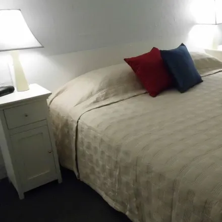 Rent this 2 bed apartment on Mildura in Victoria, Australia