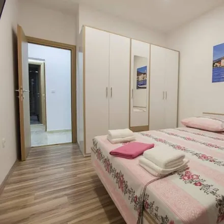 Rent this 3 bed apartment on 21217 Kaštel Štafilić in Put sv. Lucije 34, 21217 Grad Kaštela