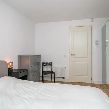 Rent this 2 bed apartment on Van der Meydestraat 20D in 3039 TH Rotterdam, Netherlands