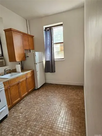 Image 9 - 344 W 48th St Apt 1re, New York, 10036 - Apartment for sale