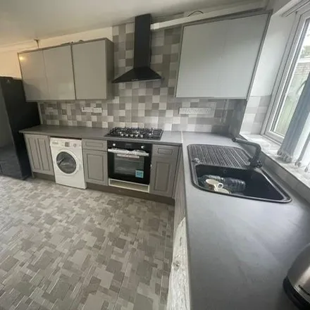 Rent this 4 bed duplex on Underwood Close in Metchley, B15 2SX