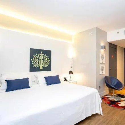 Buy this 1 bed apartment on Hotel Adágio Hesa in Avenida Silva Jardim 100, Água Verde