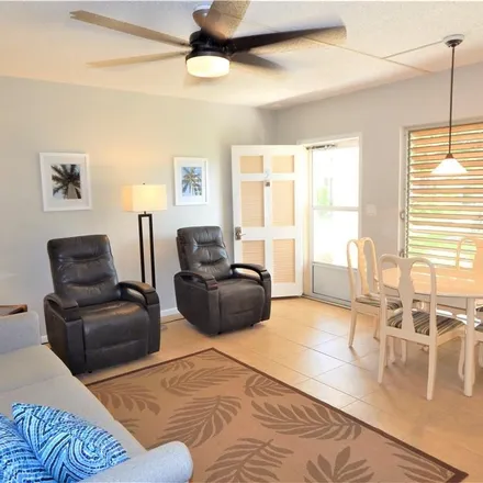 Image 1 - 167 North Collier Boulevard, Marco Island, FL 34145, USA - Condo for sale