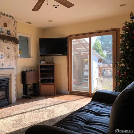 Buy this 1 bed house on 3530 Wren Avenue in Concord, CA 94519