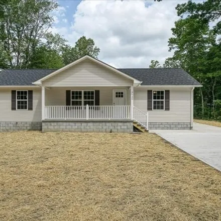 Buy this 2 bed house on 3125 Opalochee Dr in Crossville, Tennessee