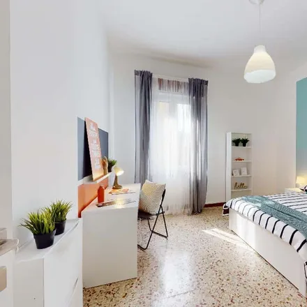 Rent this 3 bed room on Via Montebaldo n 4 in Via Monte Baldo, 25128 Brescia BS