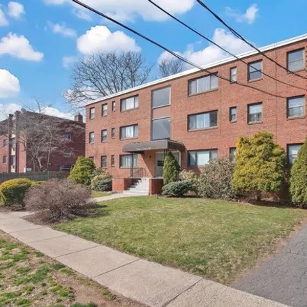 Buy this 2 bed condo on 9 Concord Street in West Hartford, CT 06119