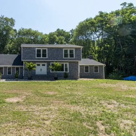 Buy this 3 bed house on 46 Ezra St in North Haven, Connecticut
