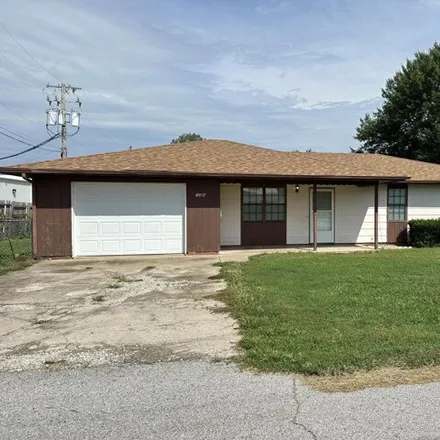 Buy this 3 bed house on 164 South Barker Avenue in Bolivar, MO 65613