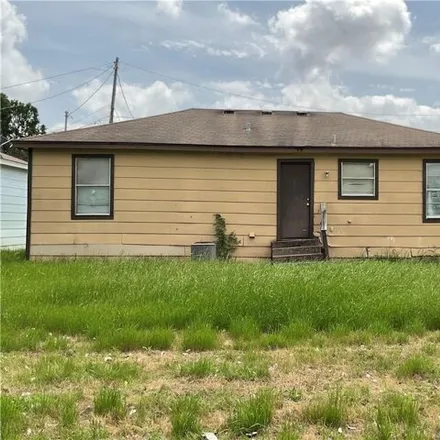 Buy this 3 bed house on 1015 Hatton Street in Waco, TX 76704