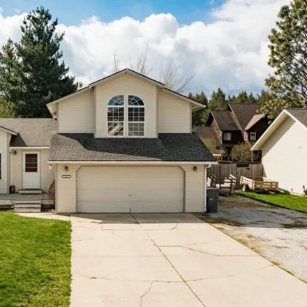 Buy this 3 bed house on 1871 Megan Lane in Sandpoint, ID 83864