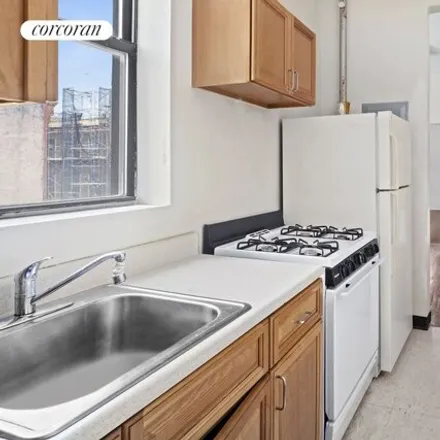 Image 4 - 318 East 151st Street, New York, NY 10451, USA - Apartment for sale