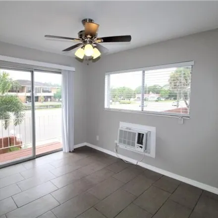 Image 5 - 2999 Bee Ridge Road, Sarasota County, FL 34239, USA - Apartment for rent