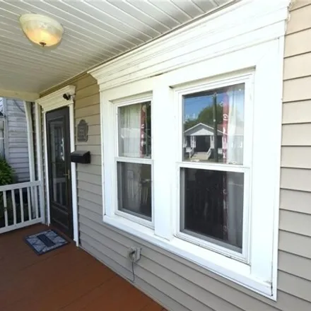 Image 6 - 168 Peninsula Avenue, Portsmouth, VA 23704, USA - House for sale