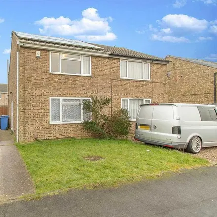 Image 1 - Conway Drive, Burton Latimer, NN15 5SX, United Kingdom - Duplex for rent